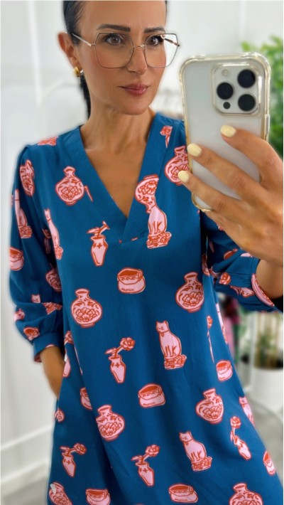 VESTIDO ESTAMPADO GATOS BOLSILLO LATERAL CUELLO `PICO