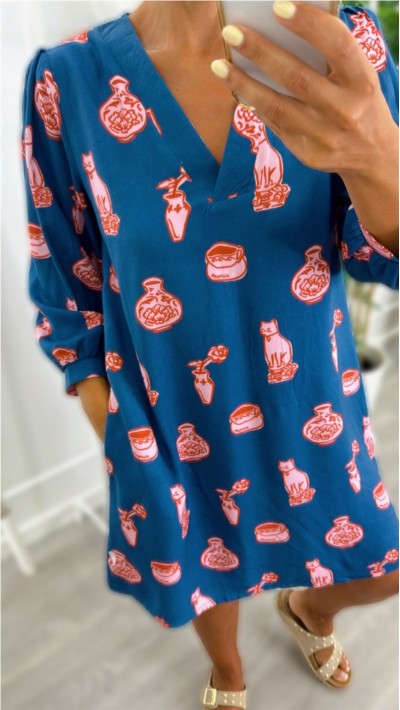 VESTIDO ESTAMPADO GATOS BOLSILLO LATERAL CUELLO `PICO