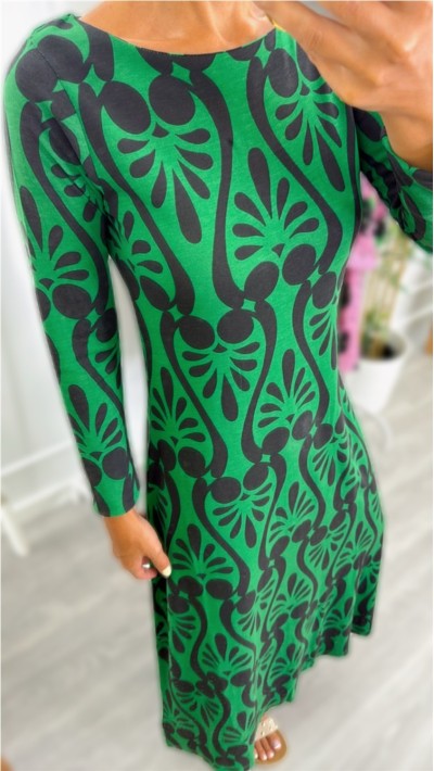 VESTIDO ALGODÓN FONDO VERDE ESTAMPADO NEGRO