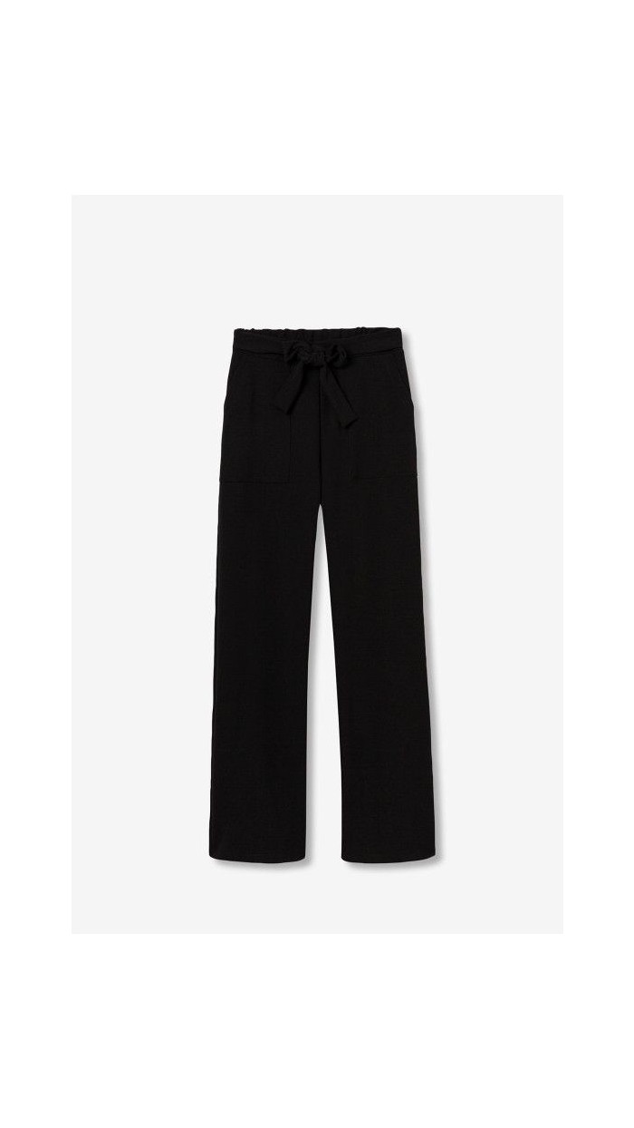 PANTALON NEGRO BOLSILLO DELANTERO