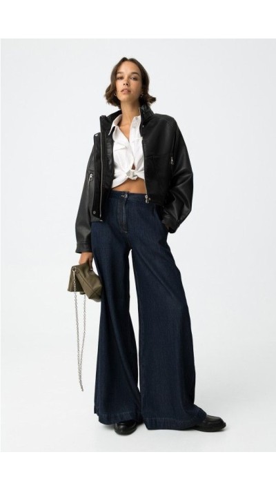 PANTALON TIRO BAJO PINZAS PIERNA ANCHA