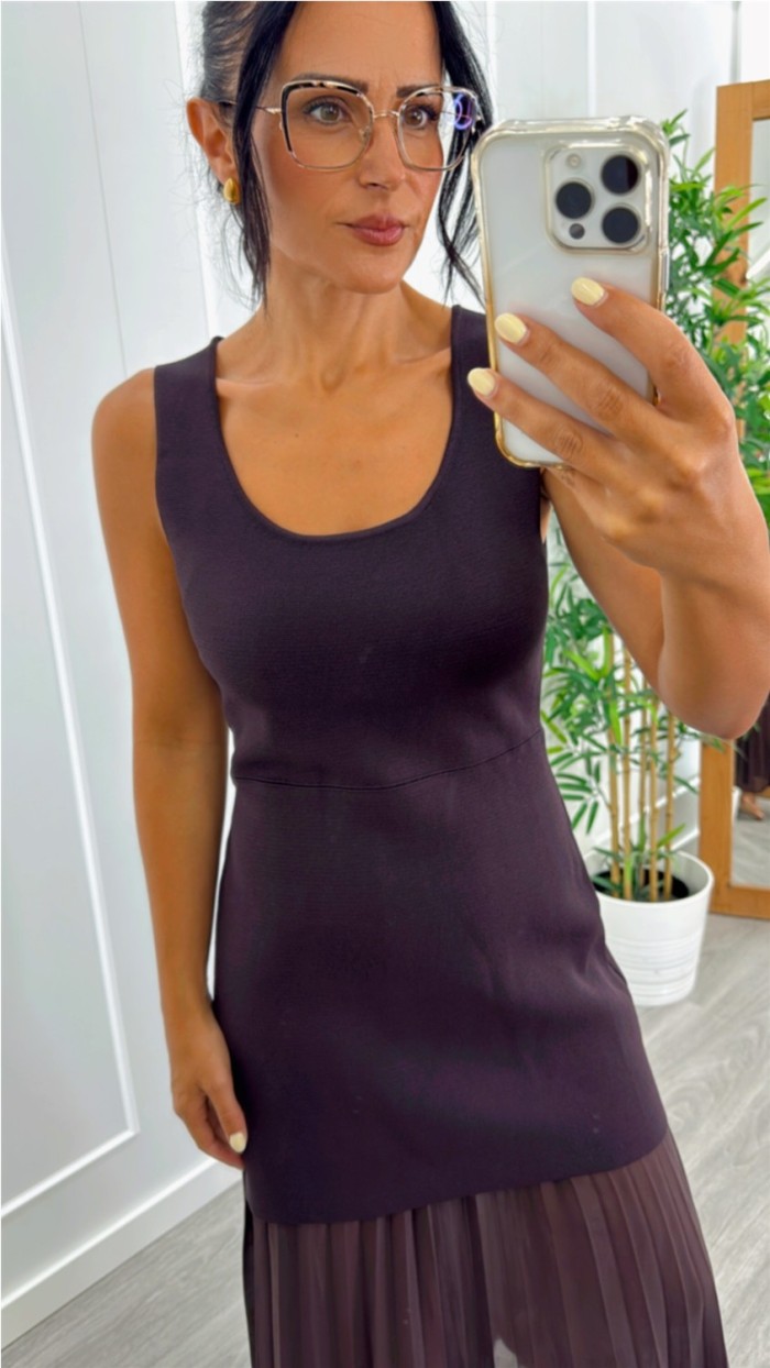 VESTIDO PUNTO EFECTO FALDA GASA MARRÓN Y NEGRO