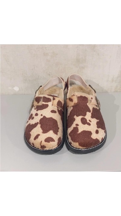 MULES PELO INTERIOR NEGRO, MARRÓN Y VACA, TIRA CON HEBILLA TRASERA 2