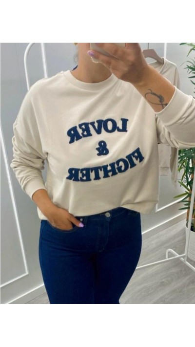 SUDADERA EMPERCHADA FONDO BEIGE Y AZUL MARINO, LETRAS A CONTRASTE