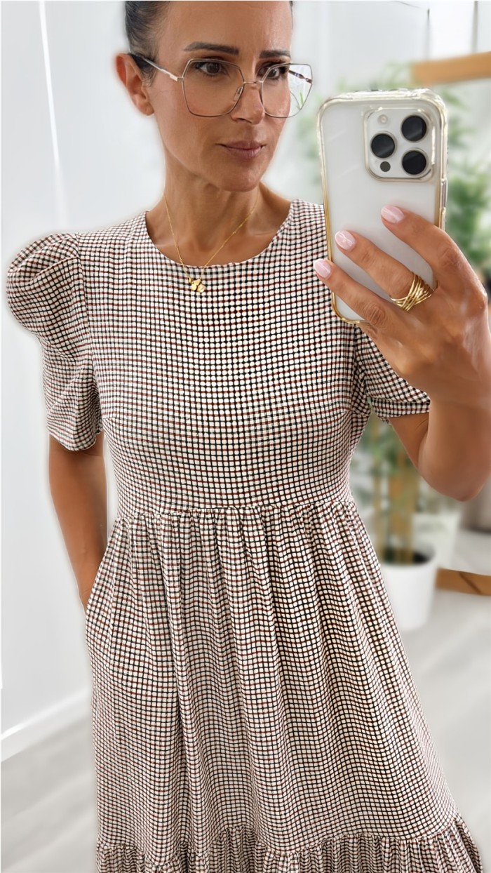 vestido de cuadros con bolsillos, colores verde, burdeos y marrón