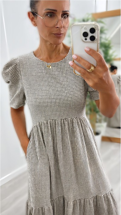 vestido de cuadros con bolsillos, colores verde, burdeos y marrón