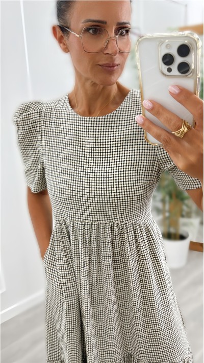 vestido de cuadros con bolsillos, colores verde, burdeos y marrón