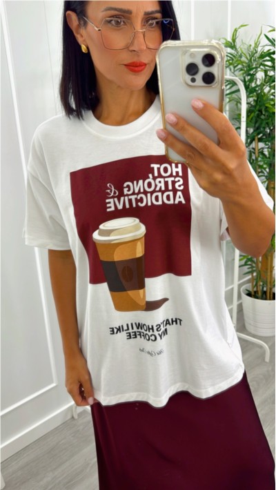 CAMISETA DIBUJO COFFEE, FONDO BLANCO Y BEIGE CHOCO