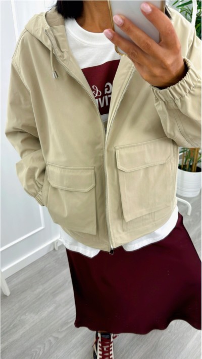 CAMISETA DIBUJO COFFEE, FONDO BLANCO Y BEIGE CHOCO