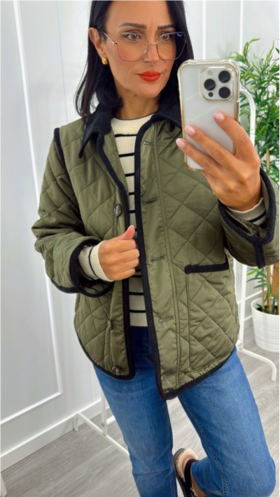 CHAQUETA ACOLCHADA CUELLO Y RIBETES EN PANA CONTRASTE NEGRO