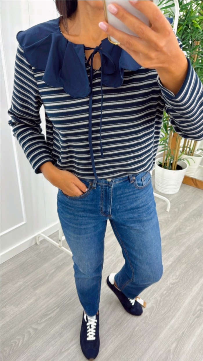 CHAQUETA FINITA GUATEADO FINITO CON BOLSILLOS CUADRADOS Y CUELLO MAOU CHAQUETA FINITA GUATEADO FINITO CON BOLSILLOS CUADRADOS Y CUELLO MAOU