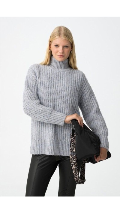 JERSEY DAGON AZUL CLARO