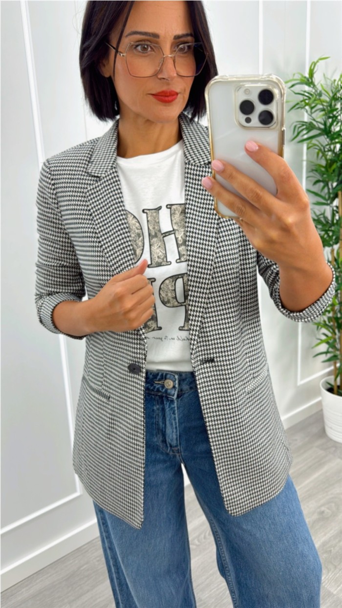 Camiseta hope en blanco y negro Camiseta hope en blanco y negro