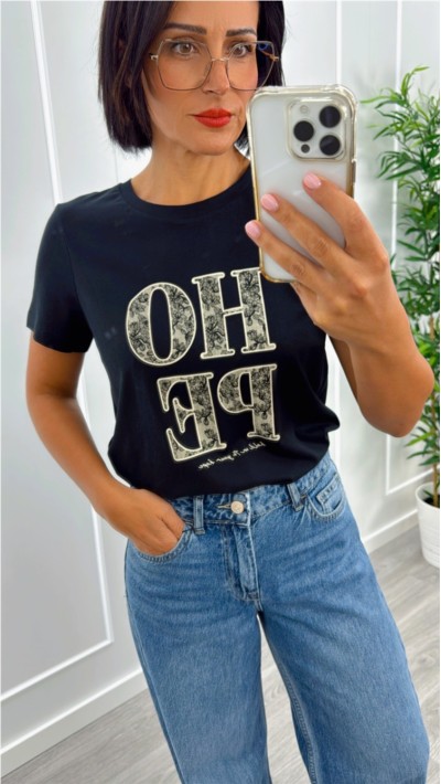 Camiseta hope en blanco y negro