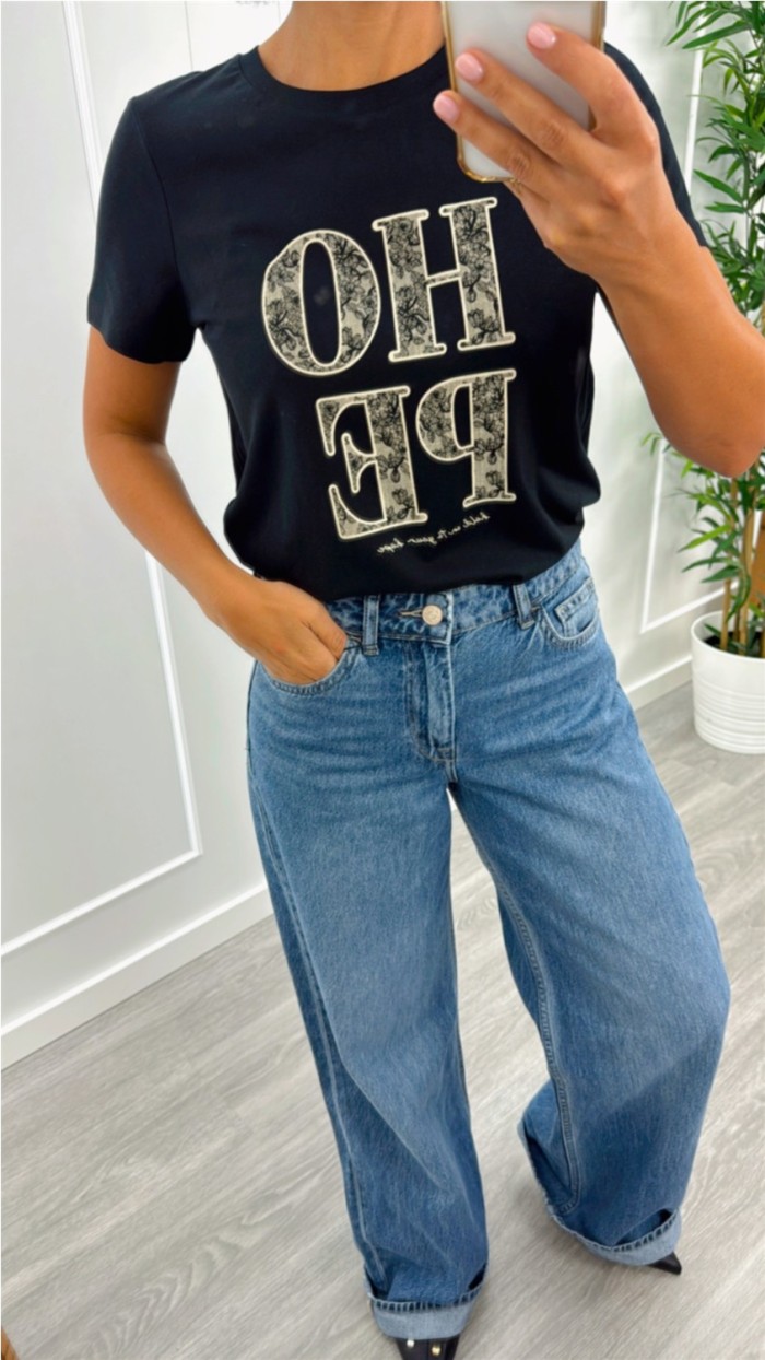 Camiseta hope en blanco y negro Camiseta hope en blanco y negro