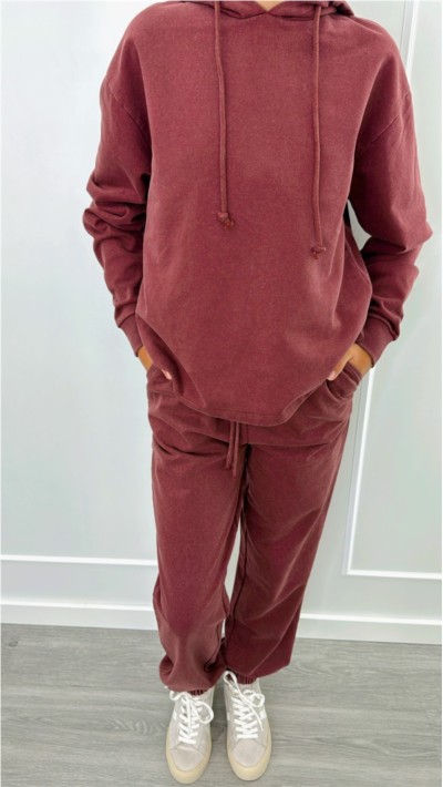 sudadera capucha burdeos con bolsillos 2