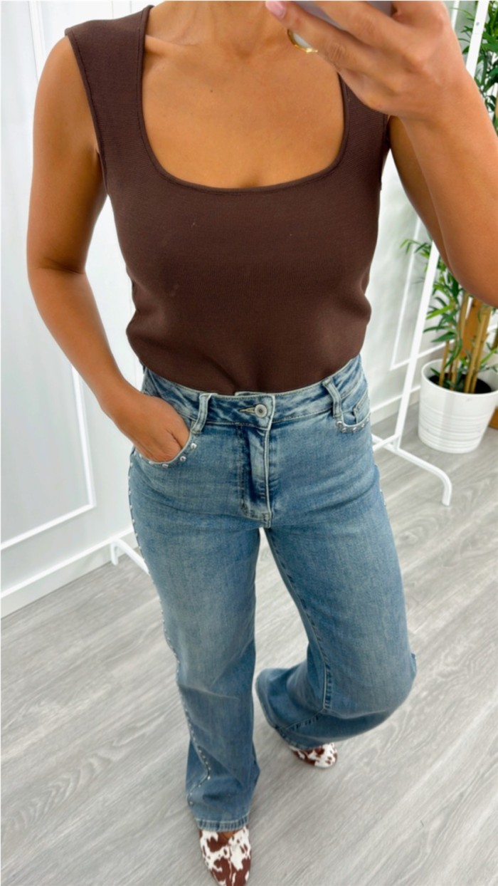 top punto marrón tira ancha