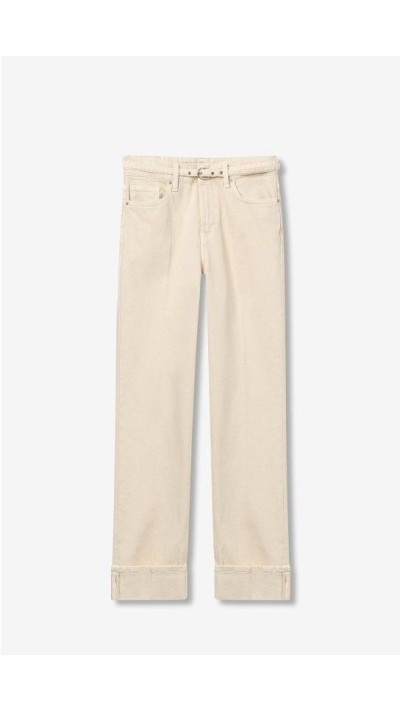 jeans beige detalle cinturon en la propia tela detalle vuelta en piern