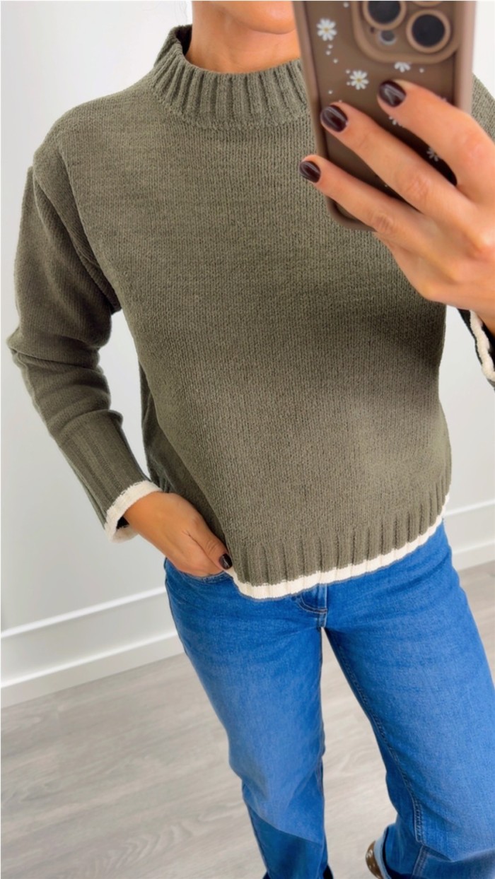 Jersey verde militar cuello redondo tejido chinilla