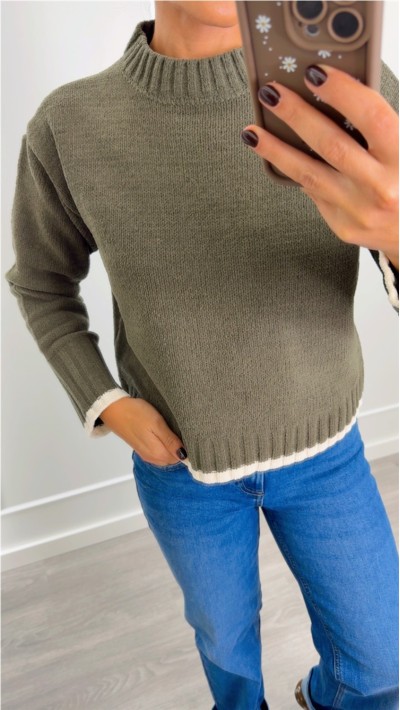 Jersey verde militar cuello redondo tejido chinilla