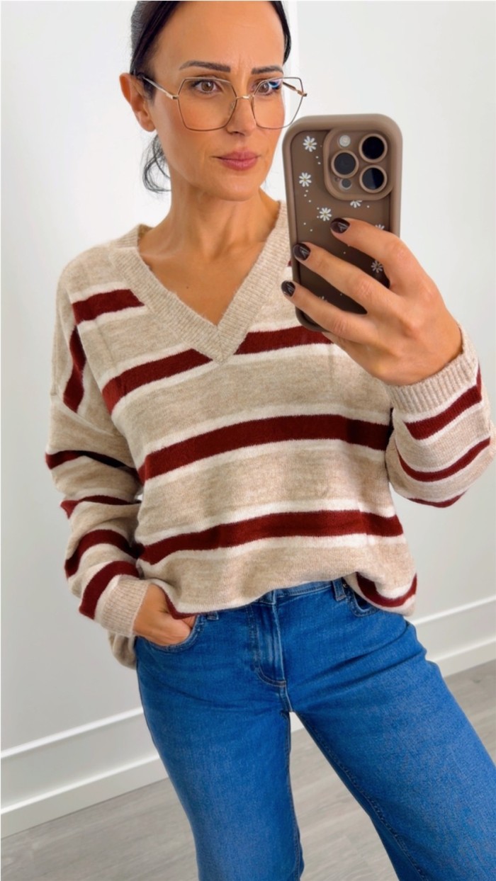 jersey cuello pico oversize rayas y liso color burdeos, beige y rayas