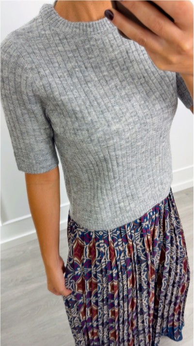 jersey cuello redondo manga corta, tejido suave burdeos, choco y gris 2