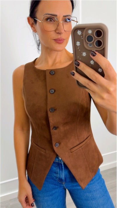 Chaleco suede entallado corte en cintura