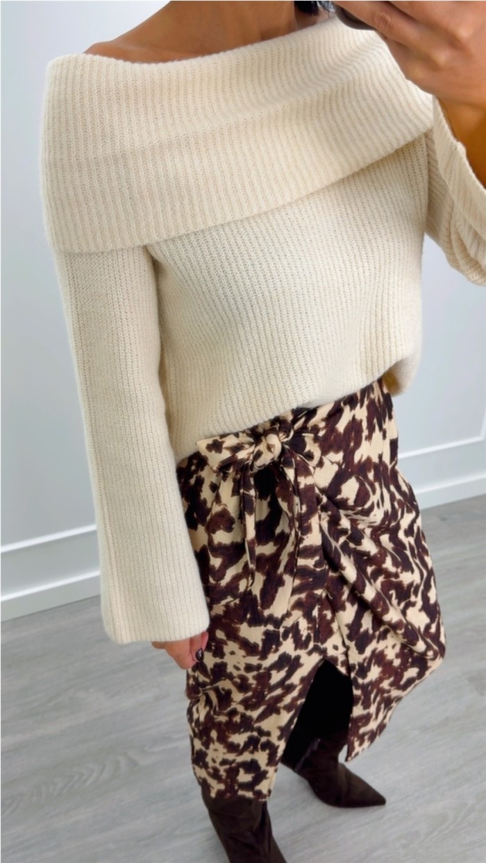 jersey cuello barco beige