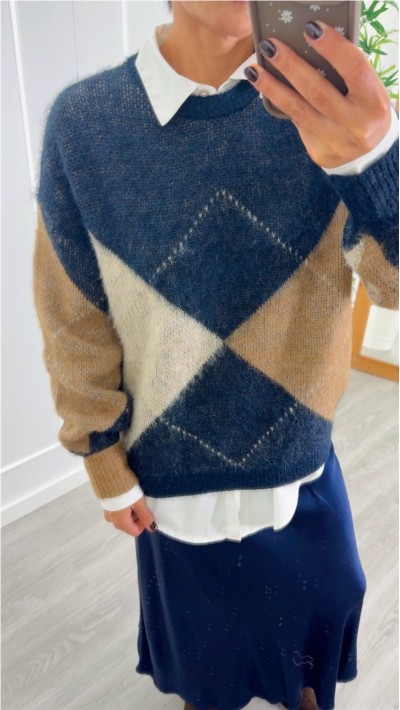 jersey rombos azul marino y marrón, cuello redondo