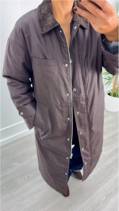 chaqueta larga tipo barbour marrón chocolate 2