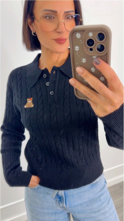 JERSEY TIPO POLO TEJIDO SUAVE DETALLE OSO, NEGRO Y BEIGE 2