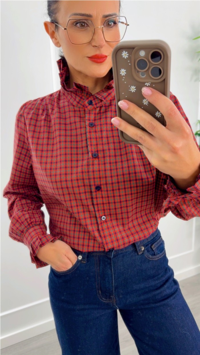 BLUSA CUELLO MAO DE CUADROS ROJOS VERDES Y AZULES