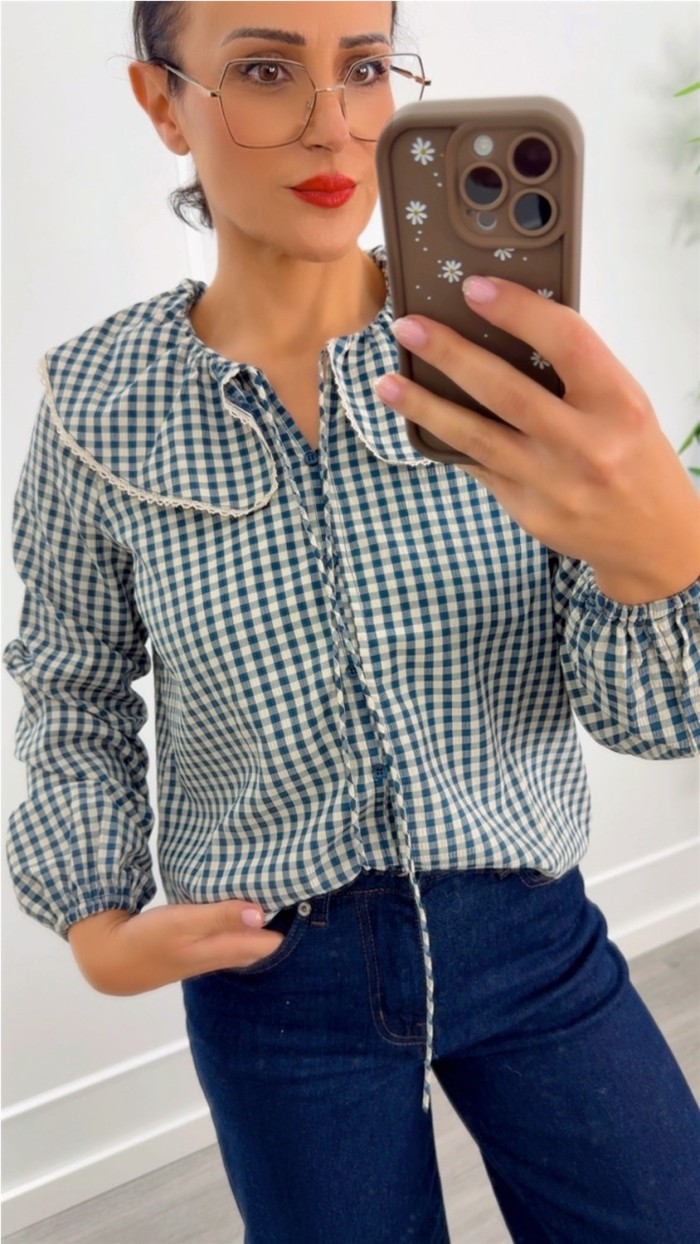 BLUSA CUELLO CUADROS VICHY AZUL CON DETALLE LAZO