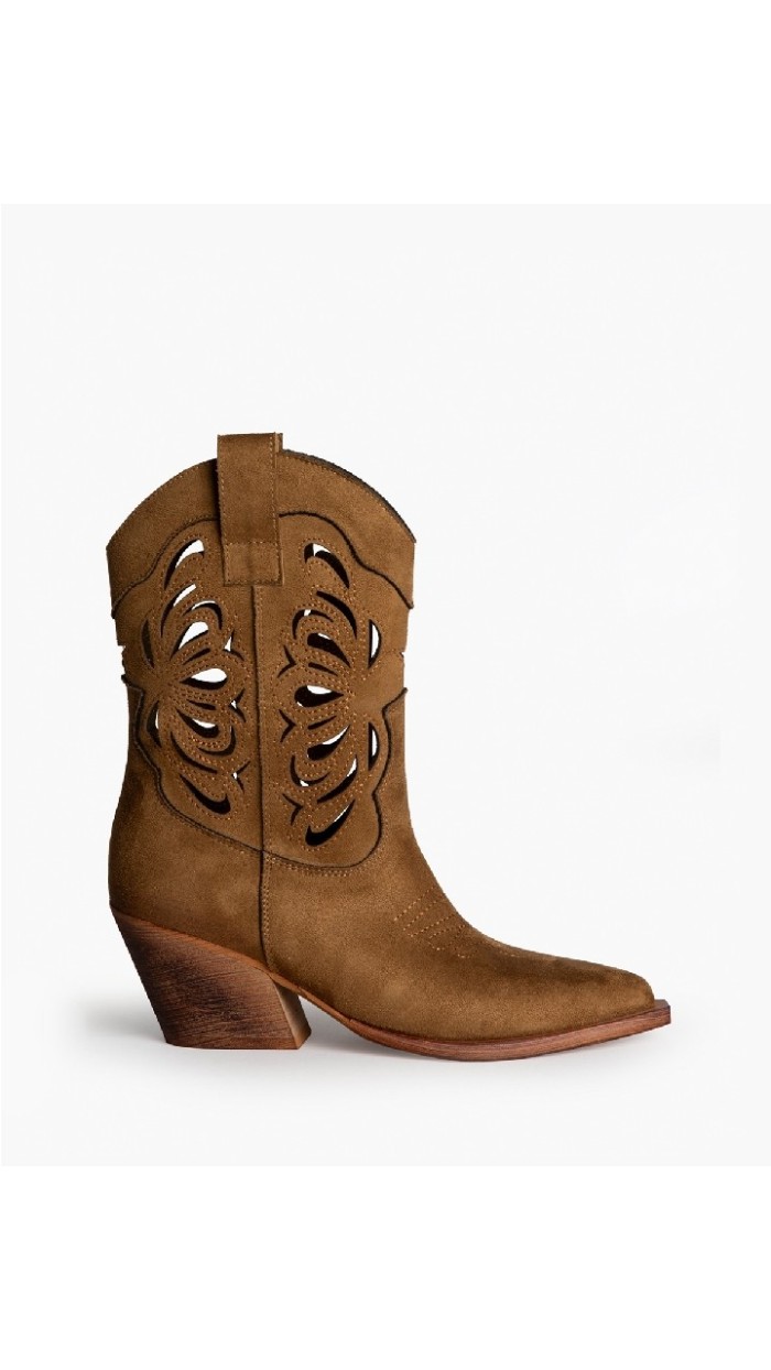 Botín campero calado en la caña