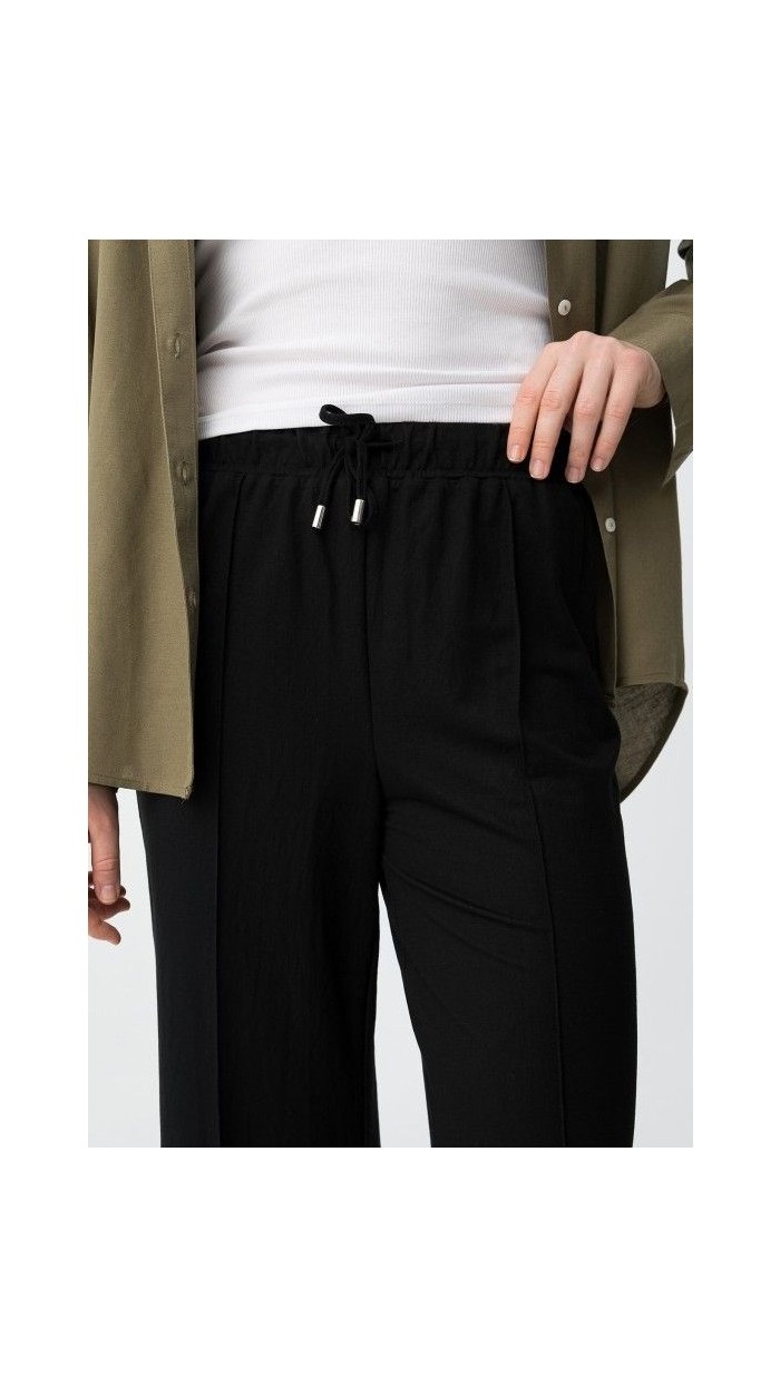 pantalón culotte fluído negro y beige