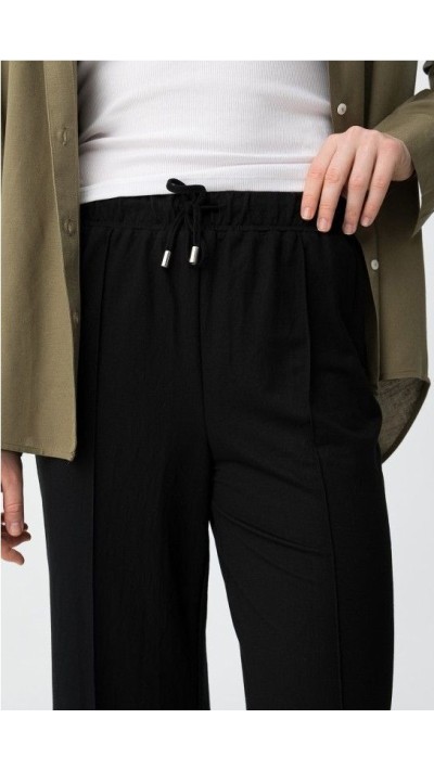 pantalón culotte fluído negro y beige
