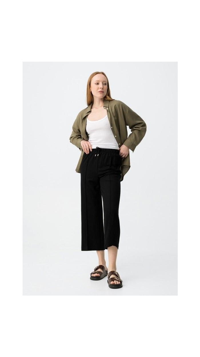 pantalón culotte fluído negro y beige