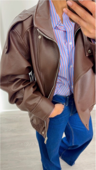chaqueta polipiel marrón choco retro oversize 2