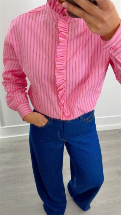 blusa cuello con volante , rayas azul y rojo y rosa y camel, oversize 2