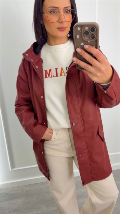 CHUBASQUERO TRES CUARTOS CON CAPUCHA