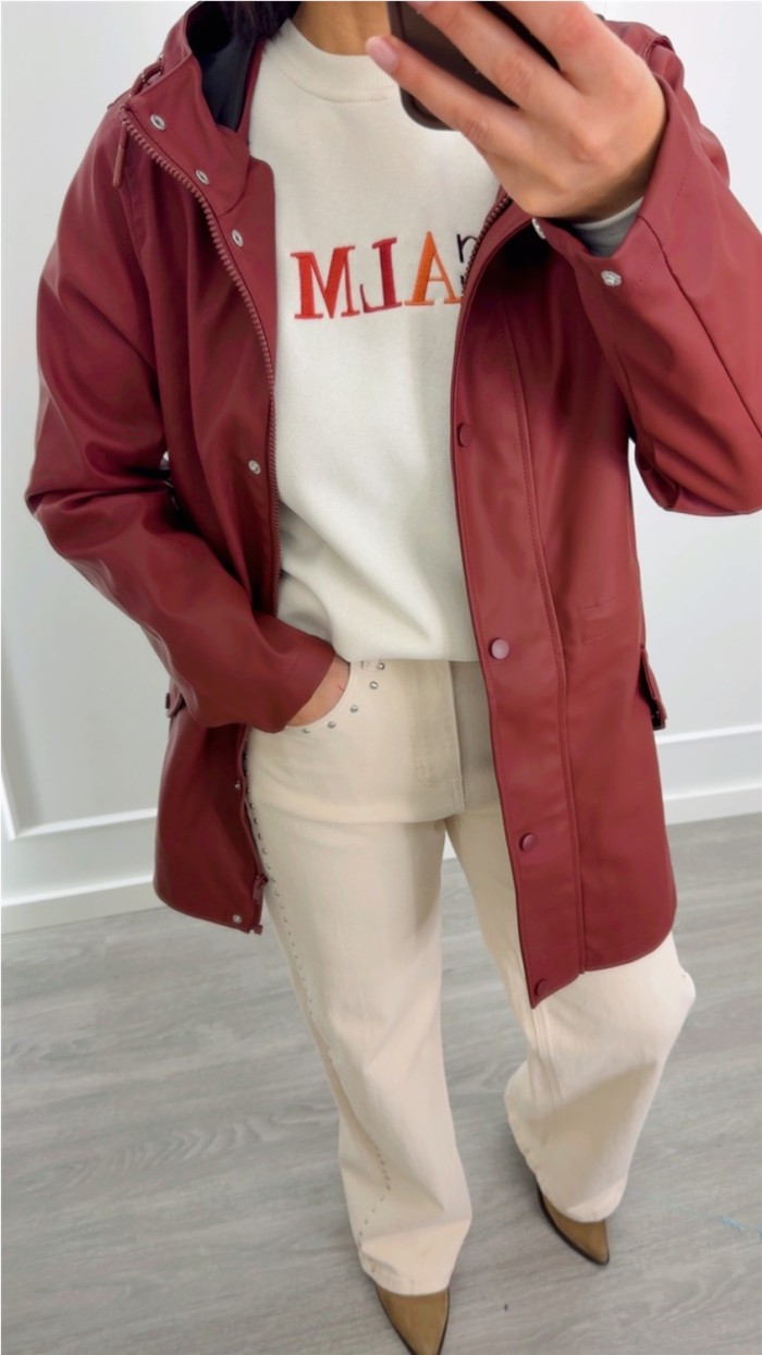 CHUBASQUERO TRES CUARTOS CON CAPUCHA