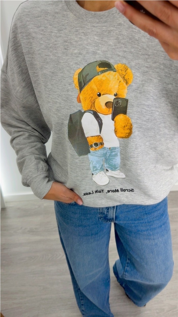 sudadera teddy blanco, negro y gris