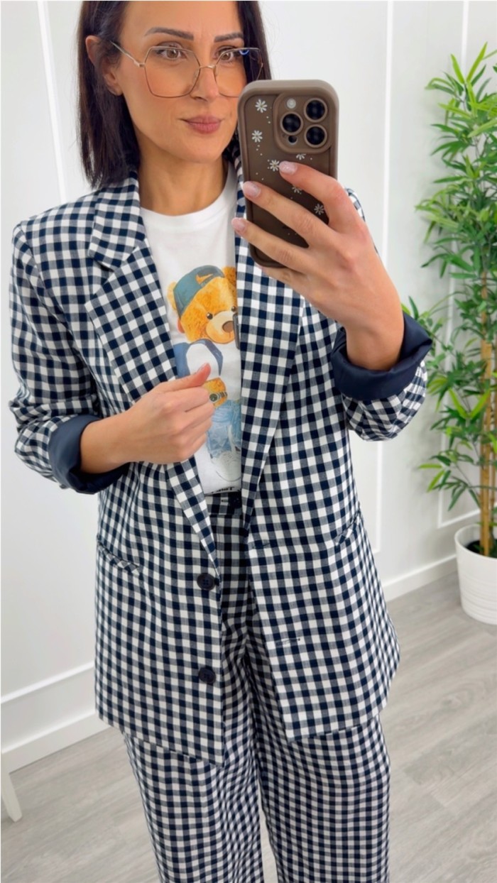blazer cuadros vichy fluída camel y azul marino
