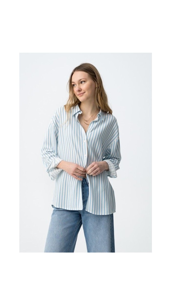 camisa fluída rayas y lisa, tejido suave