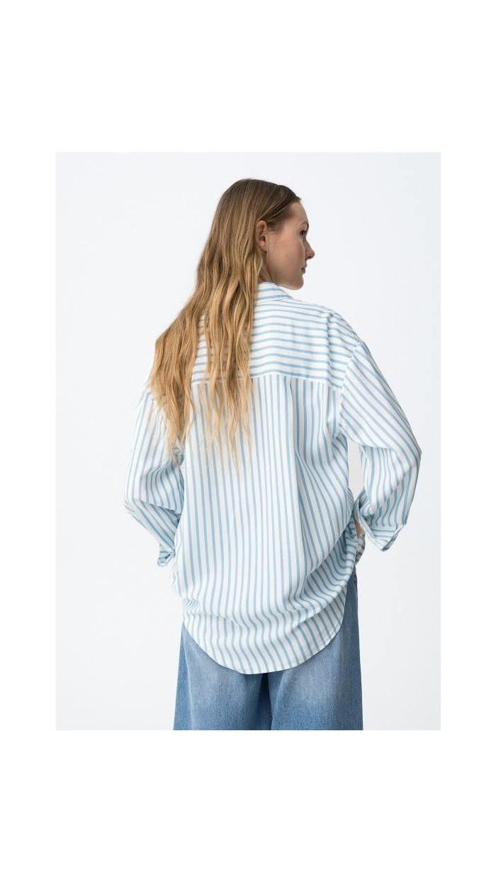 camisa fluída rayas y lisa, tejido suave