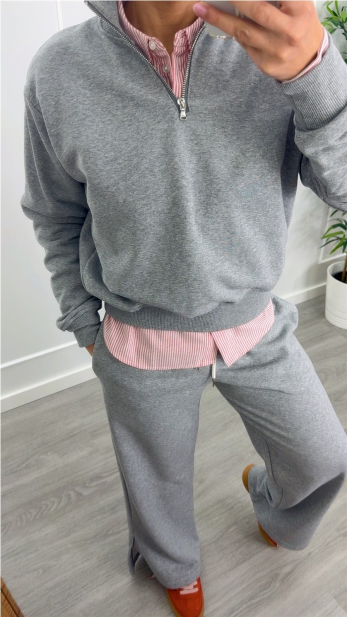 CHANDAL SUDADERA MÁS PANTALON GRIS Y BLANCO CON PANTALÓN FLUÍDO Y DETA