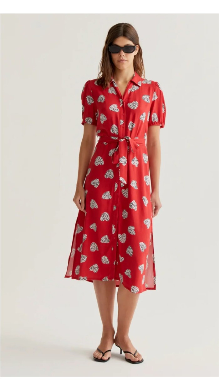 vestido midi estampado corazones
