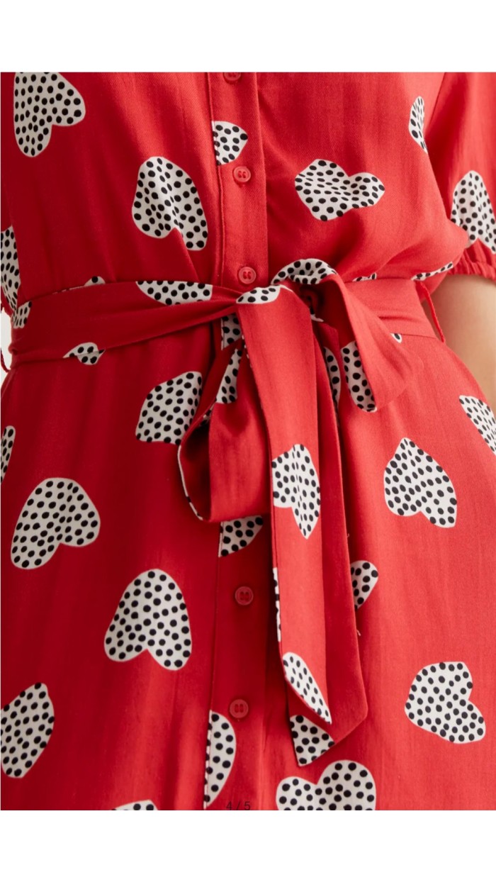 vestido midi estampado corazones