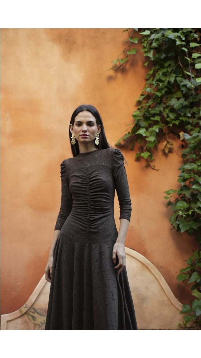vestido clara punto calado marrón choco