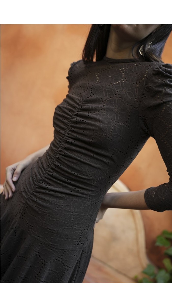 vestido clara punto calado marrón choco